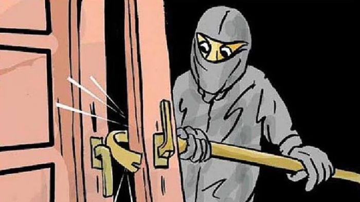 রাতারাতি উধাও আস্ত দোকান, দিনহাটায় আজব চুরিতে হতবাক এলাকাবাসী