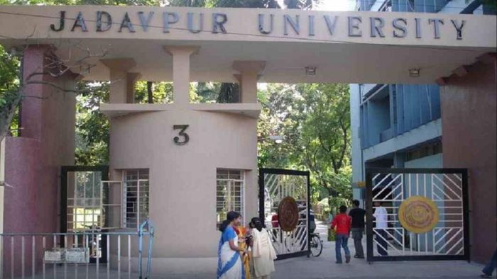 নতুন অ্যান্টি ব়্যাগিং কমিটি যাদবপুরে