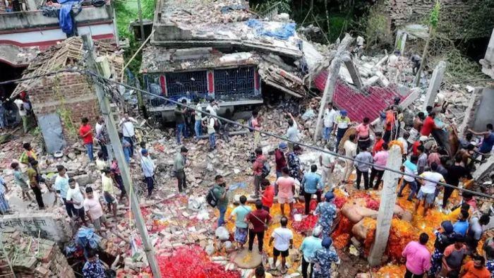 দত্তপুকুর বেআইনি বাজি কারখানা বিস্ফোরণ