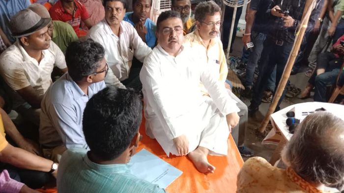 বর্ধিত বেতন দিতে চান, ডিএ আন্দোলনকারীদের প্রস্তাব শুভেন্দুর