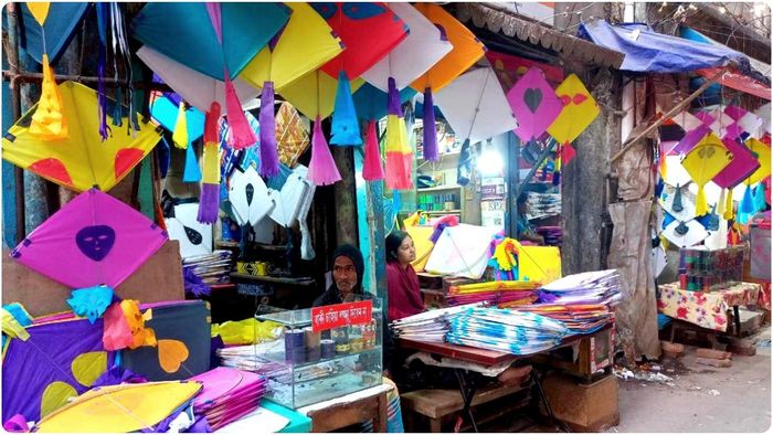 আকাশে ঘুড়ি কই? 'সবাই মোবাইলে মুখ গুঁজে,' আক্ষেপ কারিগর-ব্যবসায়ীদের!