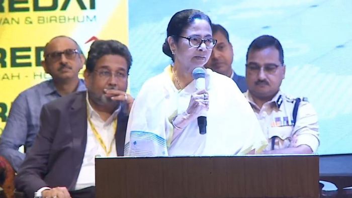 মুখ্যমন্ত্রী মমতা বন্দ্যোপাধ্যায়