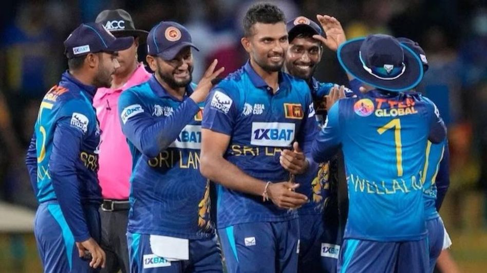 এশিয়া কাপের ফাইনালের আগে বড় ধাক্কা শ্রীলঙ্কার, ছিটকে গেলেন তারকা এশিয়া কাপের ফাইনালের আগে বড় ধাক্কা শ্রীলঙ্কার, ছিটকে গেলেন তারকা