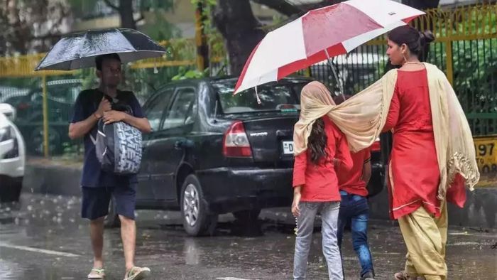 তৈরি হচ্ছে নিম্নচাপ! আপাতত বৃষ্টি চলবে দক্ষিণবঙ্গে, কত দিন?