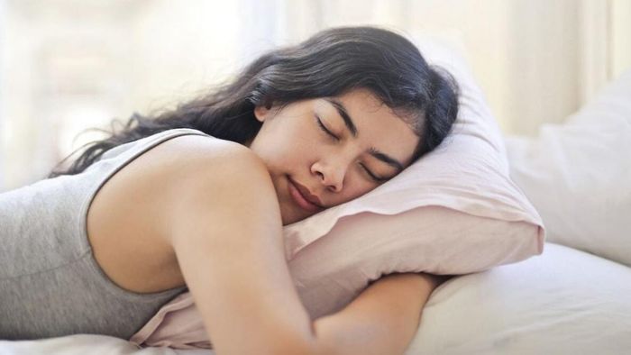 আপনার রাতে কতক্ষণ ঘুম প্রয়োজন? জেনে রাখুন