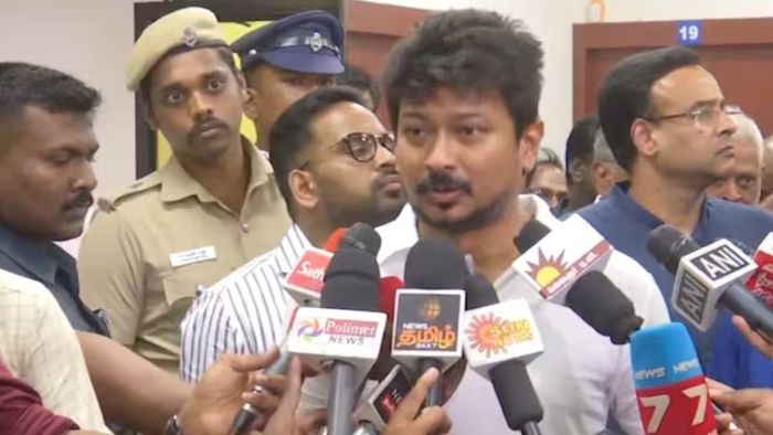 উদয়নিধি।