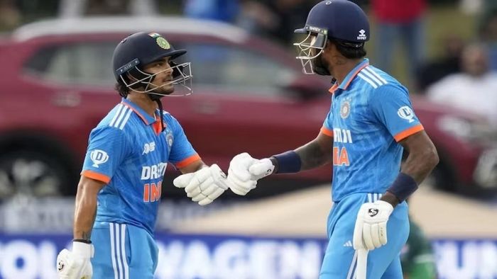 লাগাতার চার ম্যাচে হাফ সেঞ্চুরি, ব্যাটে আগুন ঝরাচ্ছেন ইশান