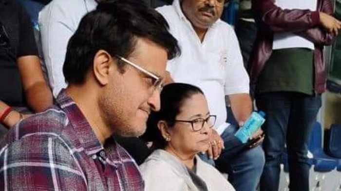 সৌরভ গঙ্গোপাধ্যায় ও মমতা বন্দ্যোপাধ্যায়