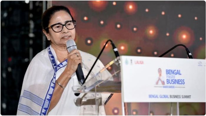 লগ্নি থেকে সব সমস্যায় প্রবাসীদের সাহায্যে হাজির 'আপন বাংলা' অ্যাপ, ঘোষণা মমতার