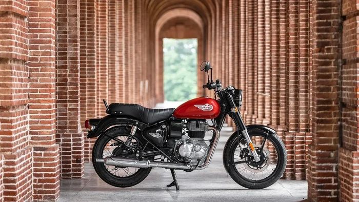 Royal Enfield বাইক যত খুশি চালান ১২০০ টাকায়, ব্যাপার কী?