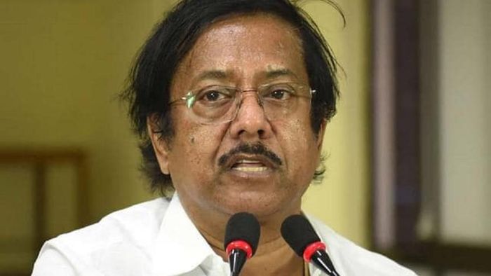 রাজ্যের বনমন্ত্রী জ্যোতিপ্রিয় মল্লিক