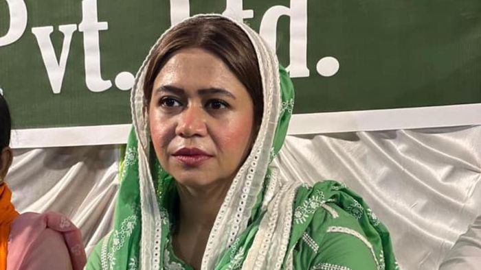 প্রিয়দর্শিনী হাকিম