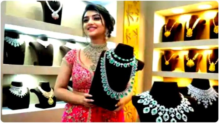 উৎসবের মরসুমের ২,০০০ টাকারও বেশি বাড়ল সেনার দর, রেকর্ড উচ্চতায় রুপোর দামও!