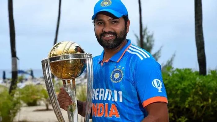 বিশ্বকাপ হাতে রোহিত শর্মা