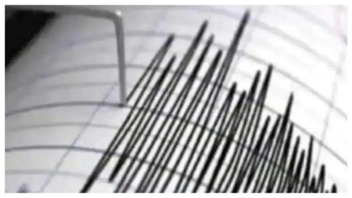 ভূমিকম্পে কেঁপে উঠল শিলিগুড়ি সহ উত্তরবঙ্গ, আতঙ্কিত সাধারণ মানুষ