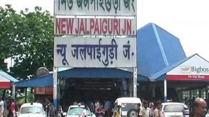 হেল্পডেস্ক চালু শহরে