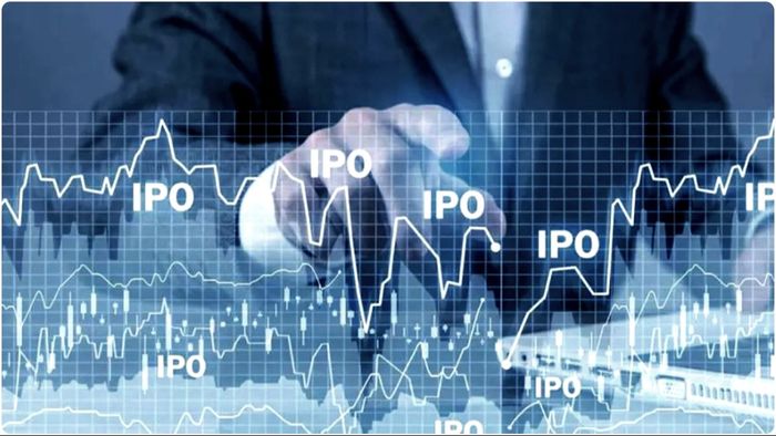 ডিসেম্বরের আর মাত্র ২ সপ্তাহ বাকি আছে। তবে আপনার কাছে এখনও ৮টি কোম্পানির আইপিওতে টাকা ঢালার সুযোগ রয়েছে।