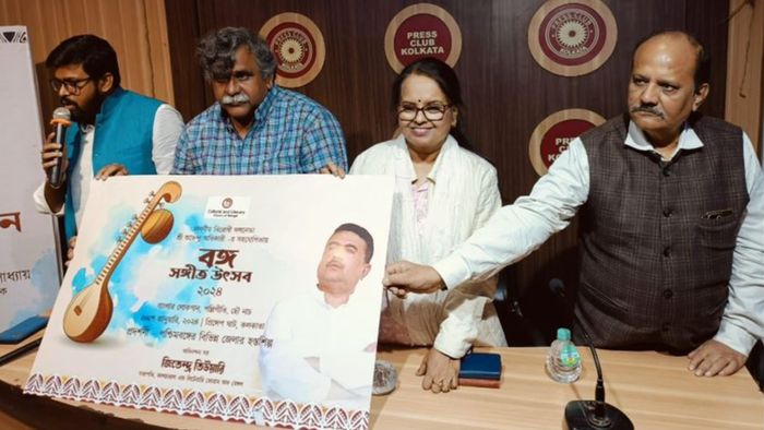 মেলার পাল্টা উৎসব। পশ্চিমবঙ্গ সরকারের গান মেলাতে 'স্বজনপোষণে'র অভিযোগ তুলল বঙ্গ বিজেপি।