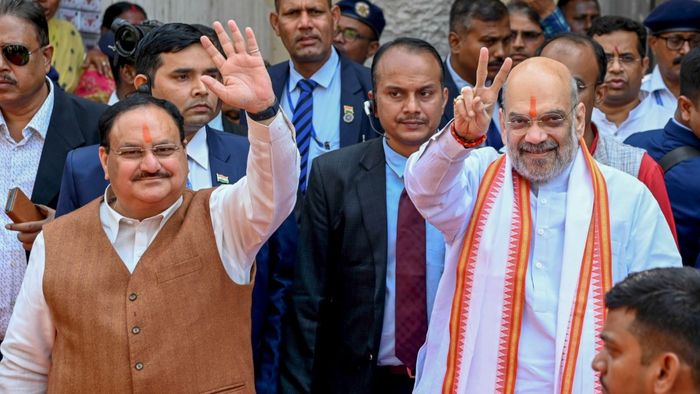 জে পি নড্ডার সঙ্গে অমিত শাহ।