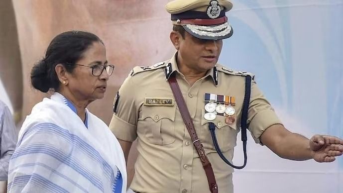 ডিজি পদে সেই রাজীব কুমার, মমতার 'আস্থাভাজন'কে নিয়ে বিস্ফোরক কুণাল ডিজি পদে সেই রাজীব কুমার, মমতার 'আস্থাভাজন'কে নিয়ে বিস্ফোরক কুণাল
