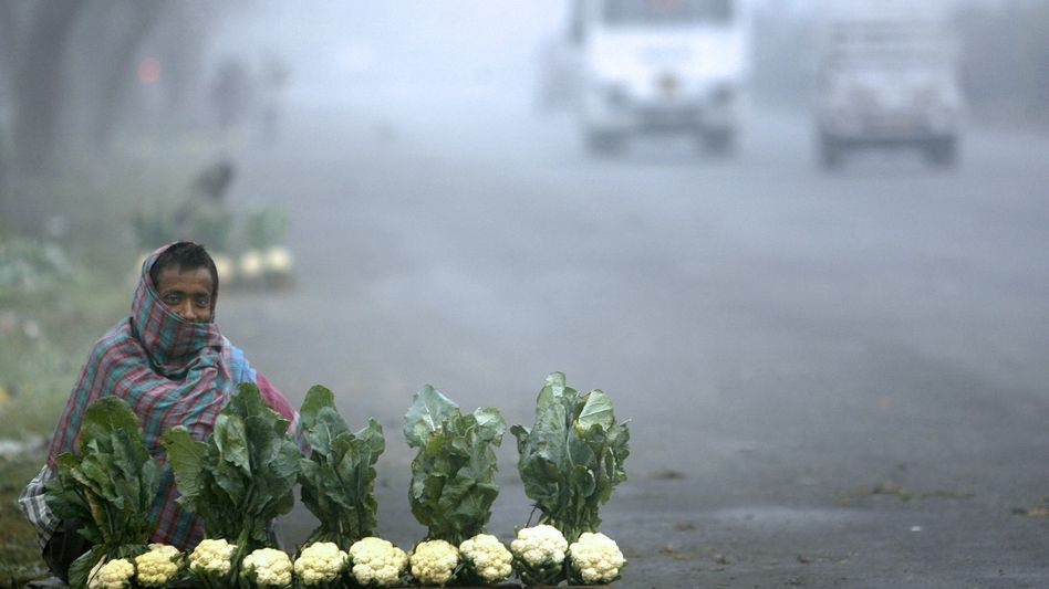 ফের পারদ পতন কলকাতায়, জাঁকিয়ে শীত কি ফিরছে? যা জানাল হাওয়া অফিস ফের পারদ পতন কলকাতায়, জাঁকিয়ে শীত কি ফিরছে? যা জানাল হাওয়া অফিস