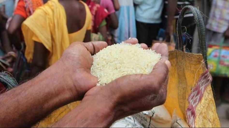 ১ জানুয়ারি থেকে রেশন বন্ধ, আমরণ ধর্নার হুঁশিয়ারি ডিলারদের ১ জানুয়ারি থেকে রেশন বন্ধ, আমরণ ধর্নার হুঁশিয়ারি ডিলারদের