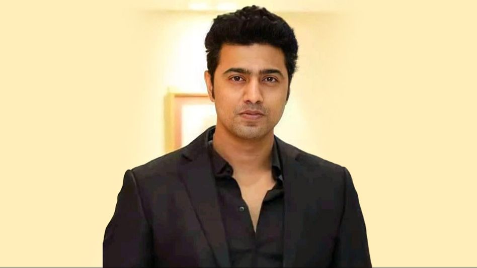 বছরের শুরুতেই জোড়া সুখবর আসছে দেবের তরফে! ২ বড় ছবির ঘোষণা করবেন? বছরের শুরুতেই জোড়া সুখবর আসছে দেবের তরফে! ২ বড় ছবির ঘোষণা করবেন?