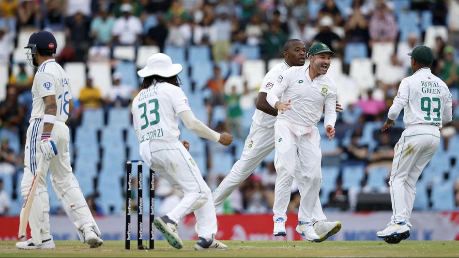 দ্বিতীয় ইনিংসেও ব্যর্থ ভারতের ব্যাটাররা, সেঞ্চুরিয়ানে ইনিংসে জয় দঃ আফ্রিকার দ্বিতীয় ইনিংসেও ব্যর্থ ভারতের ব্যাটাররা, সেঞ্চুরিয়ানে ইনিংসে জয় দঃ আফ্রিকার