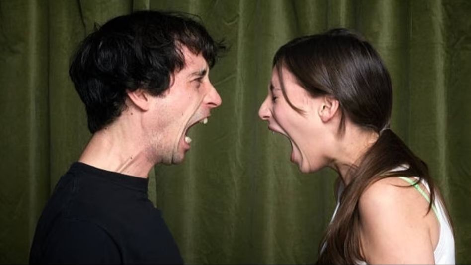 ভুল করেও সঙ্গীর কাছে এসব প্রত্যাশা রাখবেন না, সম্পর্ক ভাঙতে পারে ভুল করেও সঙ্গীর কাছে এসব প্রত্যাশা রাখবেন না, সম্পর্ক ভাঙতে পারে