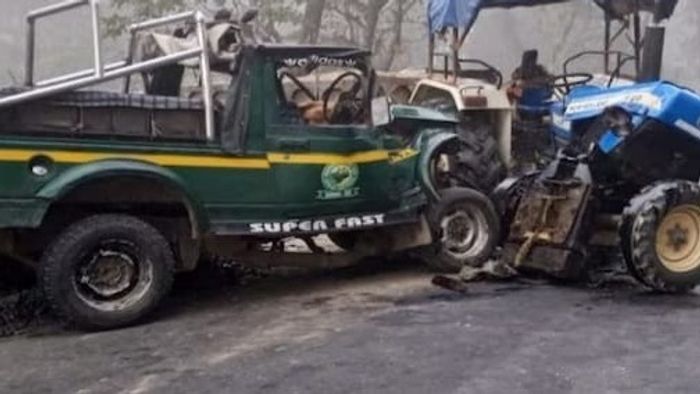 গরুমারায় ঘুরতে গিয়ে দুর্ঘটনার কবলে পর্যটকদের গাড়ি, জখম তমলুকের ৫