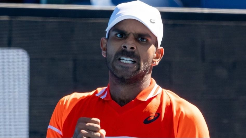 অস্ট্রেলিয়ান ওপেনে ইতিহাস গড়ে সিঙ্গলসের দ্বিতীয় রাউন্ডে সুমিত নাগাল