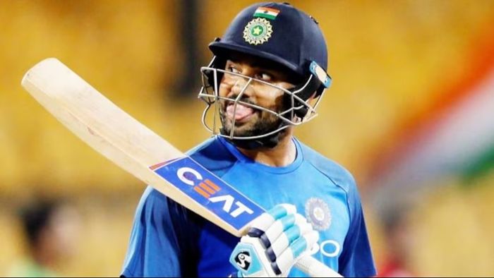 সিরিজ জয়কে ছাপিয়ে গেল রোহিত বিতর্ক