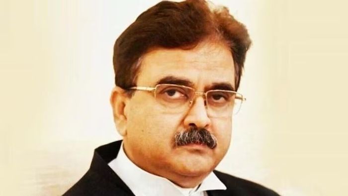 বিচারপতি অভিজিৎ গঙ্গোপাধ্যায়