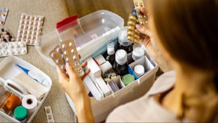 বাড়িতে কোথায় ওষুধ রাখা ভাল, জানুন।