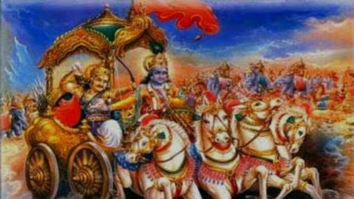 ভাগবত গীতার চাহিদা তুঙ্গে বইমেলায় বাড়ছে রামায়ণ-মহাভারতের বিক্রিও