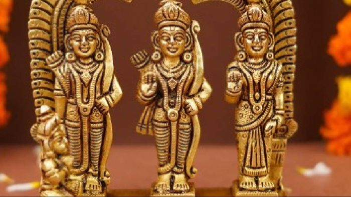 বাড়িতে রাম দরবারের মূর্তি রাখা শুভ।