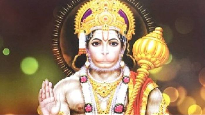 বাড়িতে হনুমানজির ছবি রাখা শুভ।