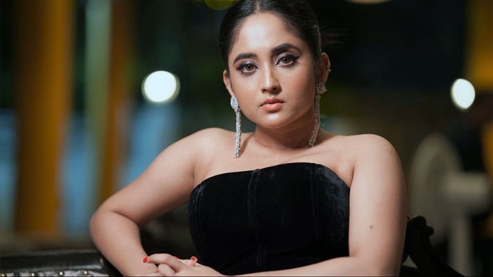 অভিনেত্রী সৌমিতৃষা কুণ্ডু (ছবি: ফেসবুক)