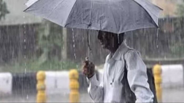 কলকাতা-সহ রাজ্যে বৃষ্টির পূর্বাভাস।