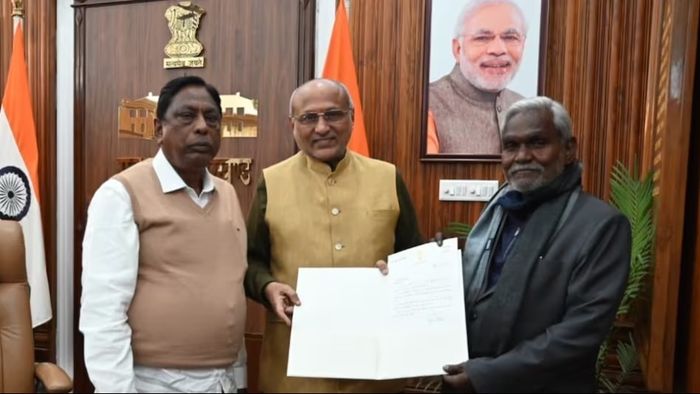 শুক্রবার মুখ্যমন্ত্রী হিসেবে শপথ নিচ্ছেন চম্পাই সোরেন