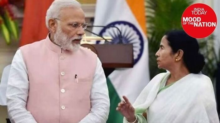 প্রধানমন্ত্রী নরেন্দ্র মোদী, মমতা বন্দ্যোপাধ্যায়।