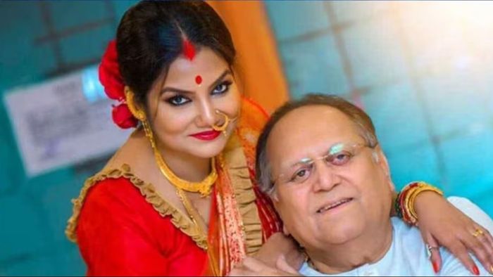 দীপঙ্কর দে ও দোলন রায় (ছবি: ফেসবুক)