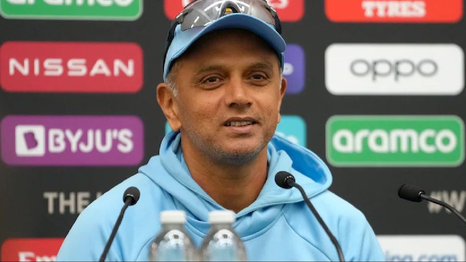 দ্রাবিড়কে নিয়ে বড় খবর, T20 বিশ্বকাপ পর্যন্ত কোচ থাকবেন? জানাল বোর্ড দ্রাবিড়কে নিয়ে বড় খবর, T20 বিশ্বকাপ পর্যন্ত কোচ থাকবেন? জানাল বোর্ড