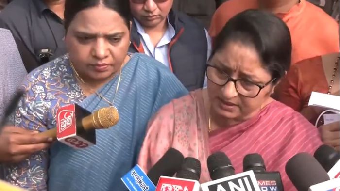 সন্দেশখালি যেতে বিজেপির দলকে বাধা পুলিশের।