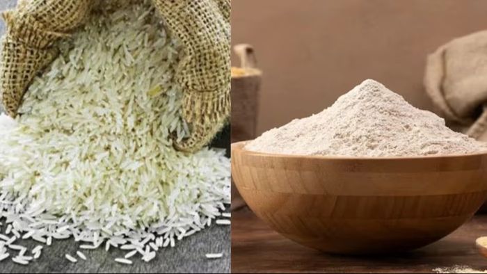 রেশনে পোকাধরা চাল আর খারাপ আটা দেওয়ার অভিযোগ, বিক্ষোভে উত্তাল মালদা