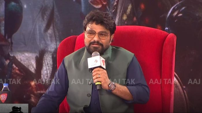 কলকাতা সাহিত্য আজতকের মঞ্চে বাবুল সুপ্রিয়