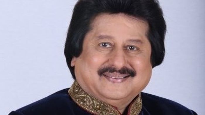 গায়ক পঙ্কজ উধাস ৭২ বছর বয়সে মারা গেছেন।