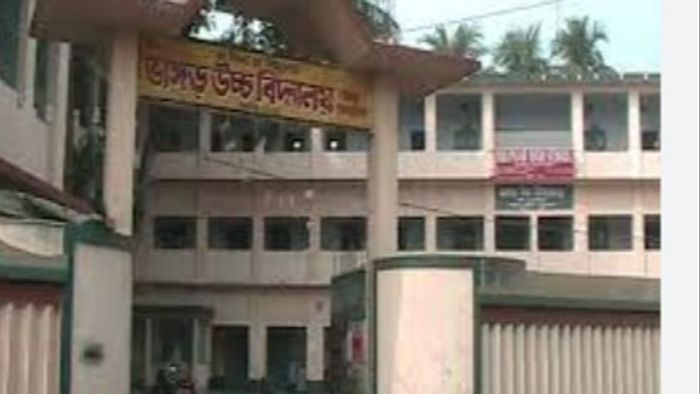 ভাঙড় স্কুলে বোমাতঙ্ক।