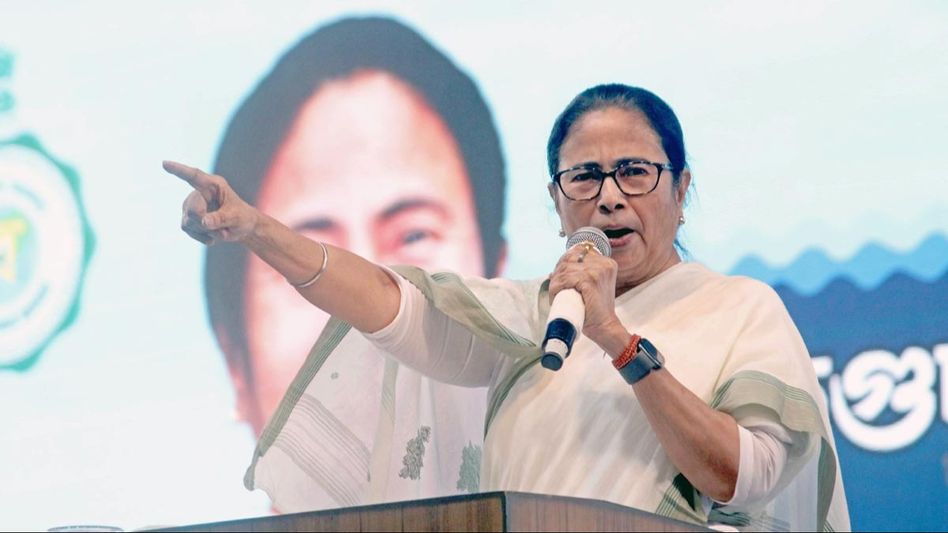 'নন্দীগ্রাম, নন্দীগ্রাম', সন্দেশখালির সঙ্গে তুলনা টানা প্রসঙ্গে মুখ খুললেন মমতা 'নন্দীগ্রাম, নন্দীগ্রাম', সন্দেশখালির সঙ্গে তুলনা টানা প্রসঙ্গে মুখ খুললেন মমতা