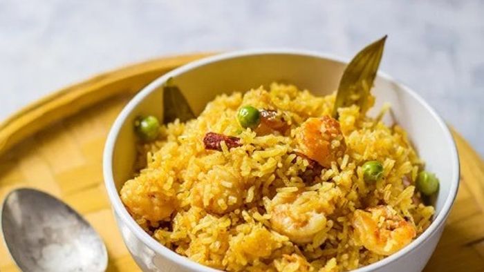 চিংড়ির পোলাও বানানোর রেসিপি রইল।